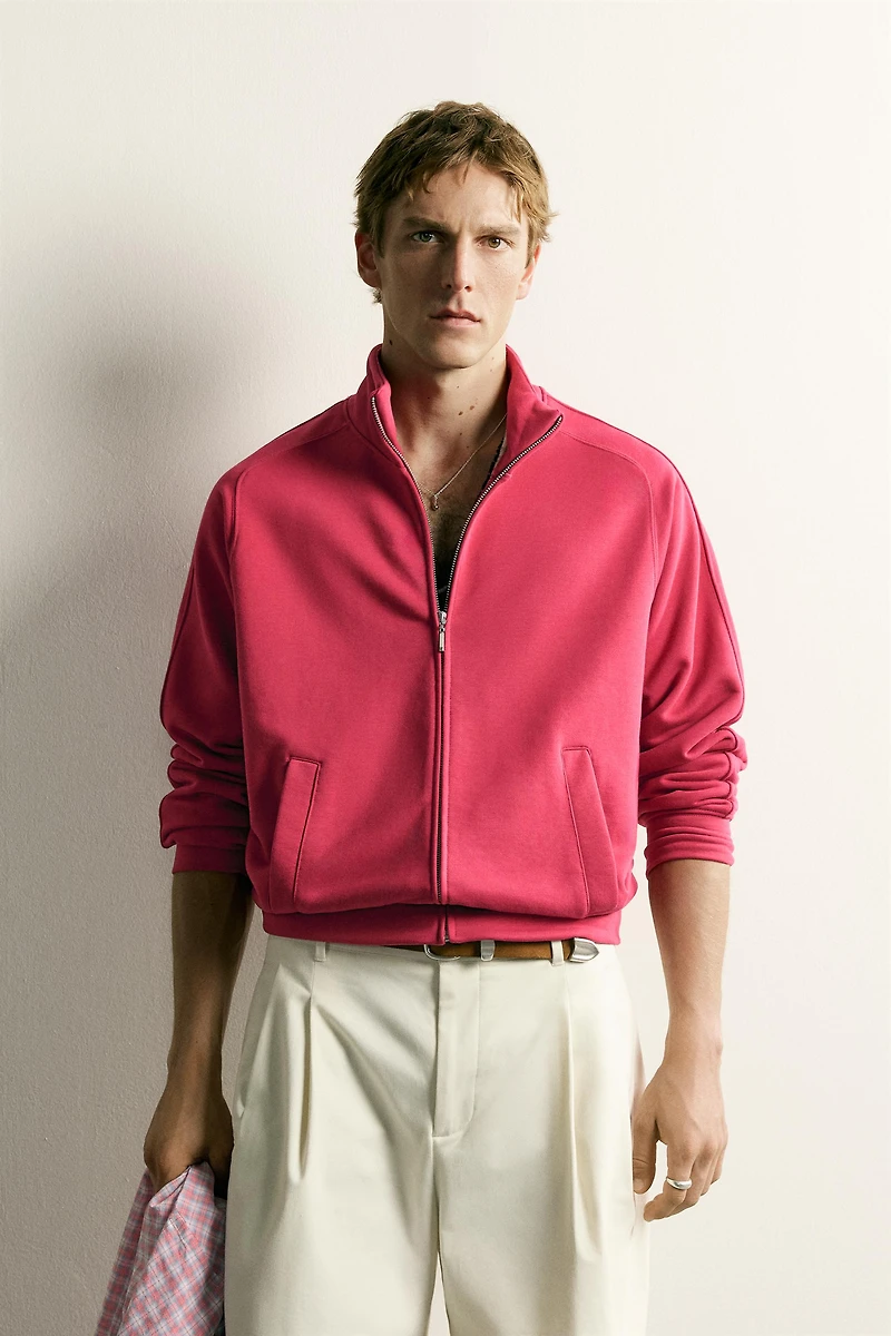 RELAXED FIT ZIP-UP SWEATSHIRT