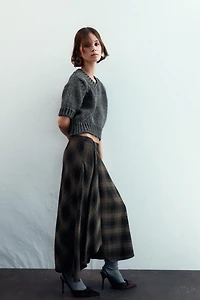 JUPE MI-LONGUE À CARREAUX