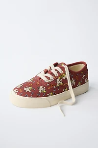 LACE-UP SNEAKERS