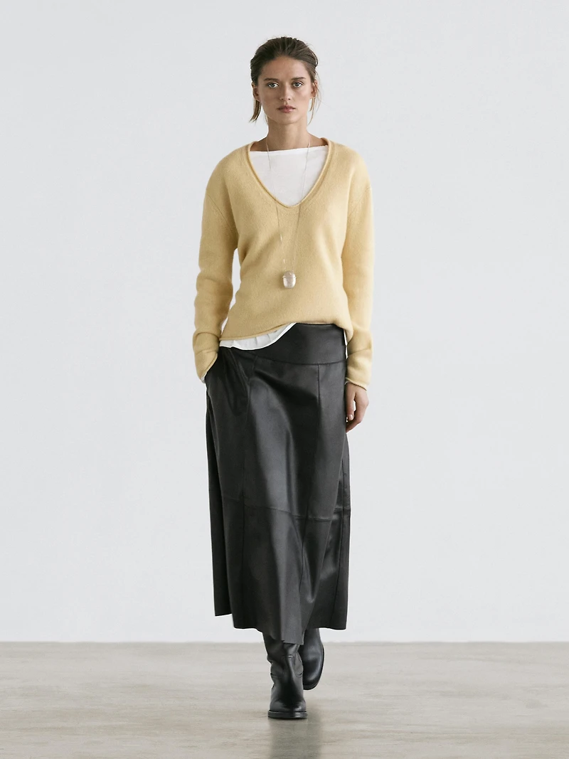 Jupe midi coutures en cuir nappa