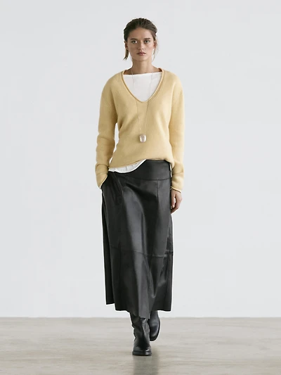 Jupe midi coutures en cuir nappa