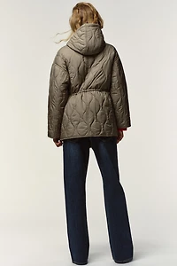 VESTE REMBOURRÉE À CAPUCHE DÉPERLANTE