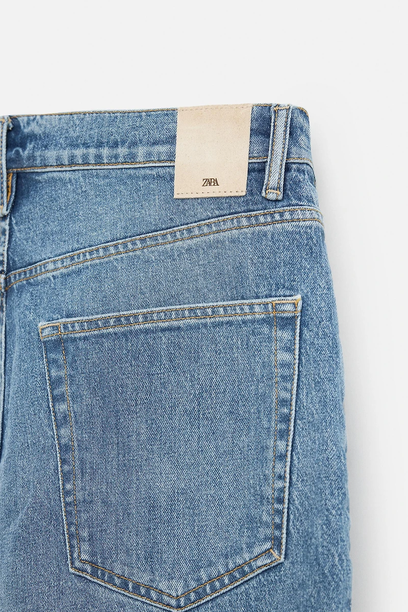 REGULAR FIT DENIM SHORTS