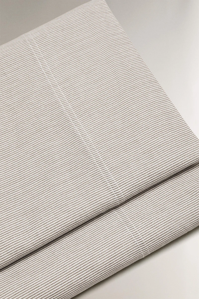STRIPED FLAT SHEET