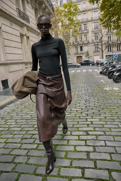 PULL AVEC LAINE COL MONTANT CROISÉ