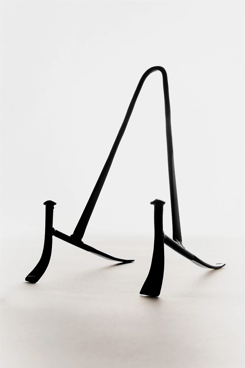 METAL STAND