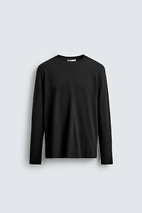 BASIC SLIM FIT T-SHIRT