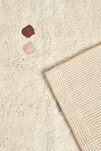 CHILDREN’S MULTICOLORED EMBROIDERED DIAMOND RUG