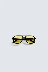 SQUARE SUNGLASSES