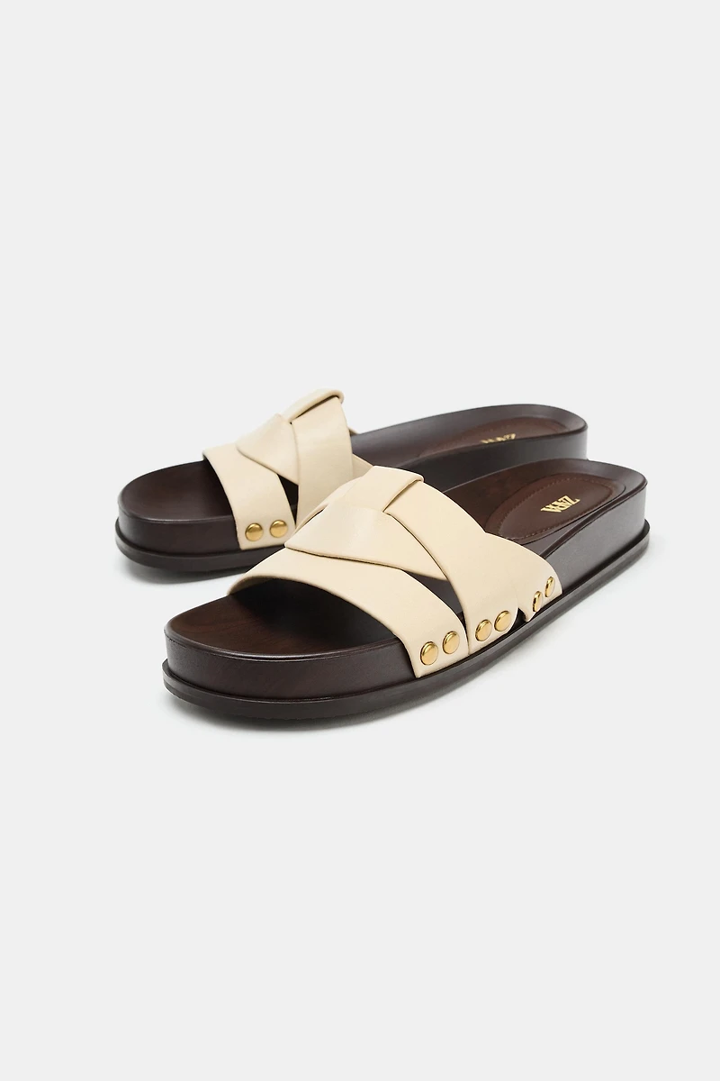 CROSSOVER FLAT LEATHER SANDALS