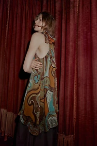 TOP ASYMÉTRIQUE IMPRIMÉ AVEC FIL MÉTALLISÉ