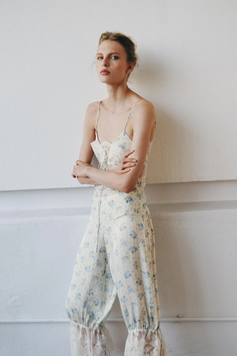 LACE FLORAL PRINT BLOOMER PANTS