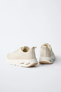 ATHLETIC SNEAKERS WITH SOLE DETAIL