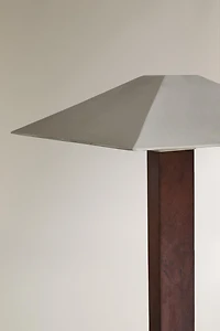 METAL AND WOOD STEM LAMP