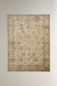 VINTAGE FLORAL AREA RUG