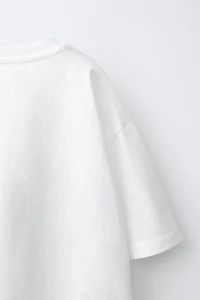 T-SHIRT À INSCRIPTION IMPRIMÉE