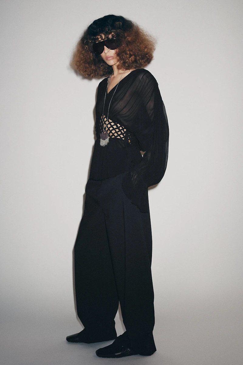 ZW COLLECTION MACRAMÉ V-NECK BLOUSE