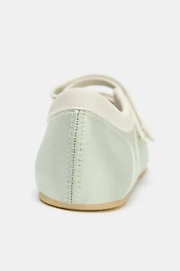 SATIN EFFECT STITCHED BALLET FLATS