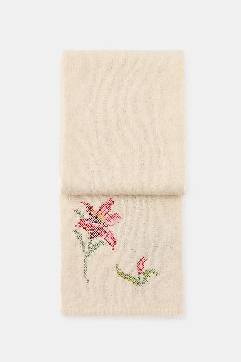 FLORAL EMBROIDERY KNIT SCARF