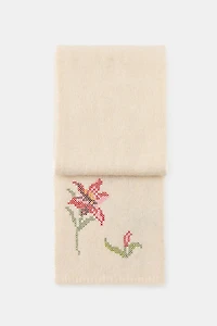 FLORAL EMBROIDERY KNIT SCARF