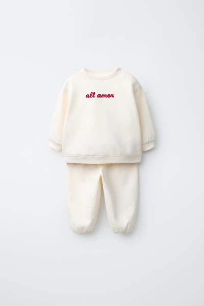 EMBROIDERED TEXT SWEATSHIRT AND PANTS SET