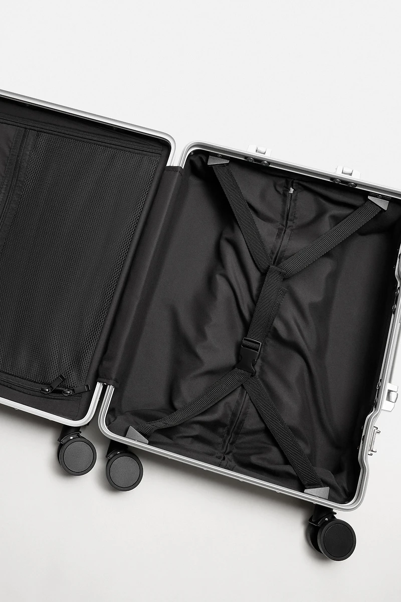 VALISE DE VOYAGE