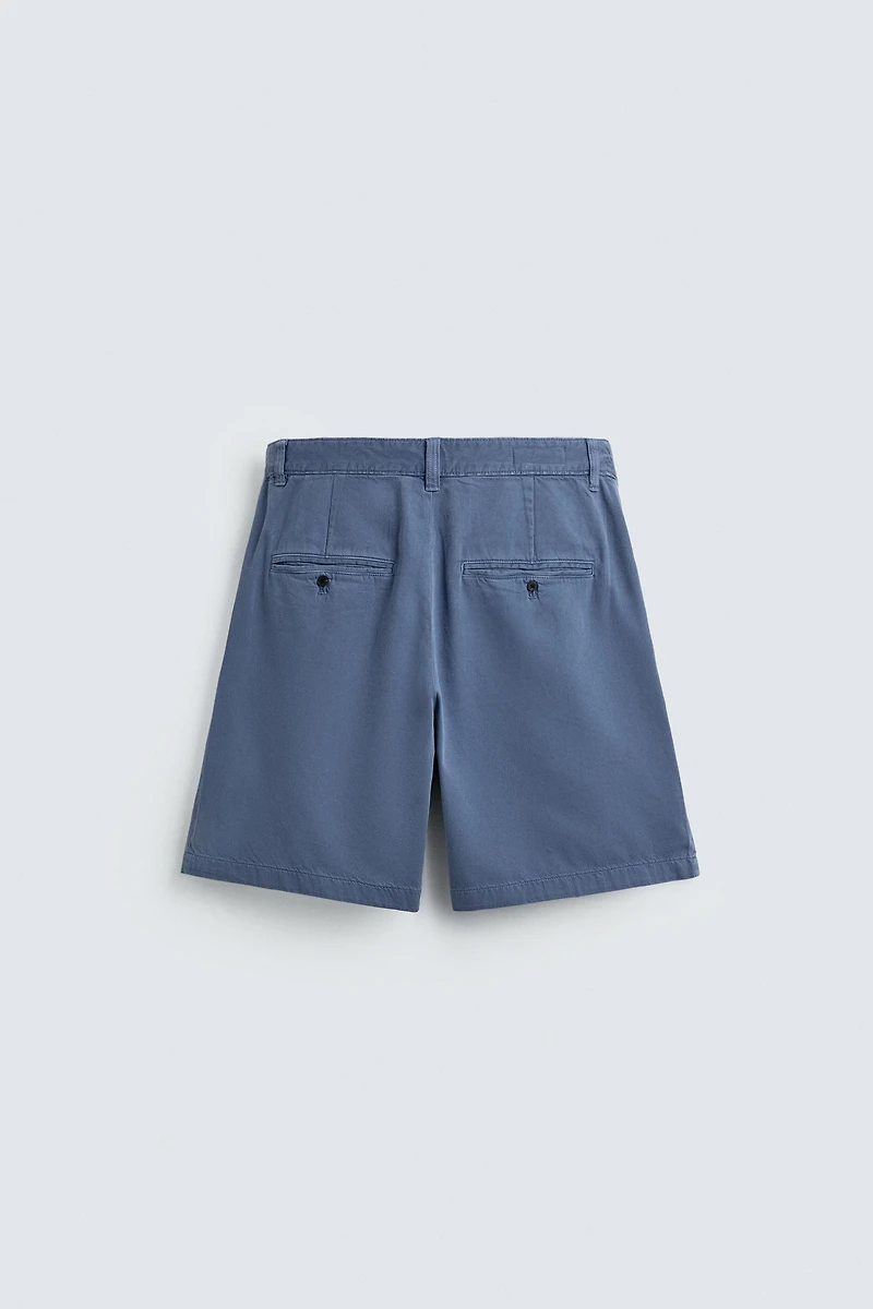 WASHED PLEATED SHORTS