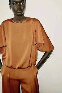 FLUID RUFFLE SLEEVE BLOUSE