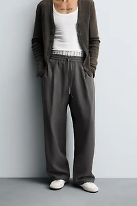 FLOWY TOPSTITCHED PANTS