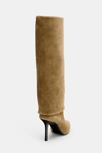 BOTTES À TALONS EN CROÛTE DE CUIR