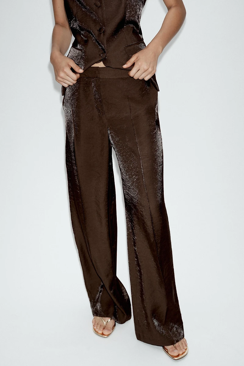 SHINY EFFECT STRAIGHT PANTS