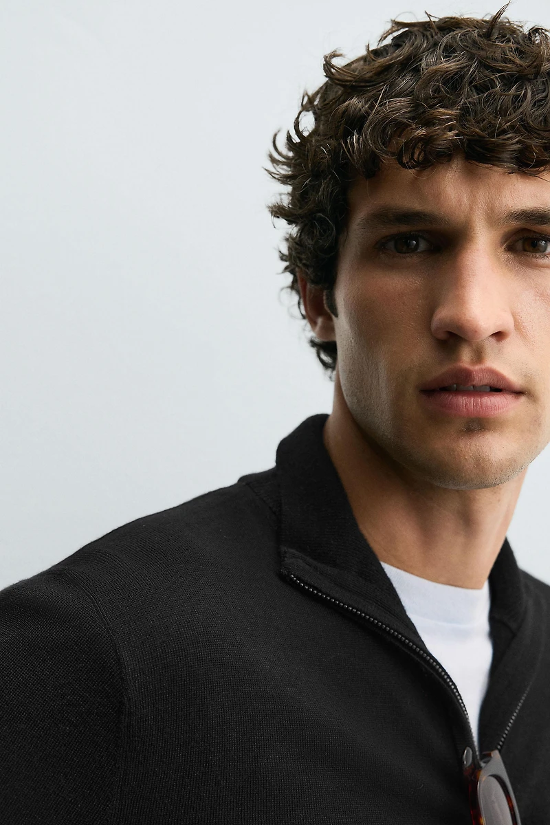 100% WOOL QUARTER-ZIP SWEATER