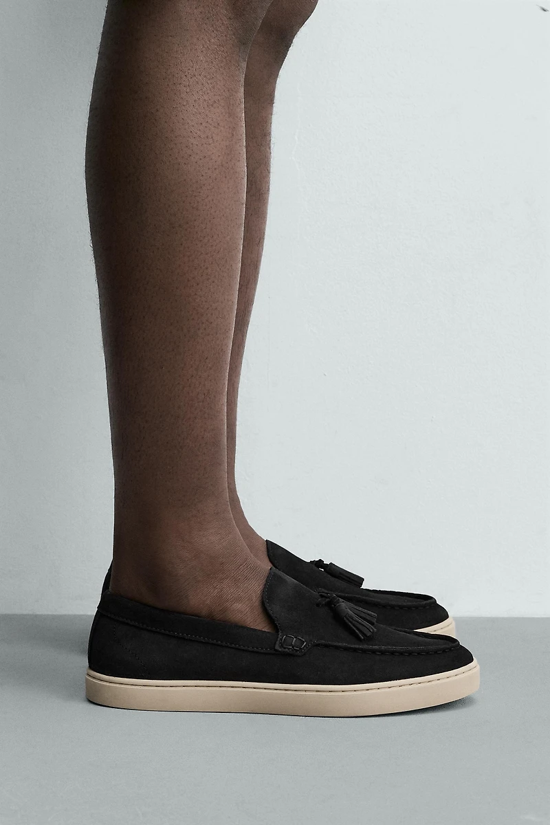 CASUAL LEATHER TASSEL LOAFERS