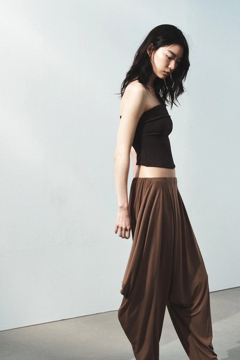 PANTALON BAGGY FLUIDE ASYMÉTRIQUE