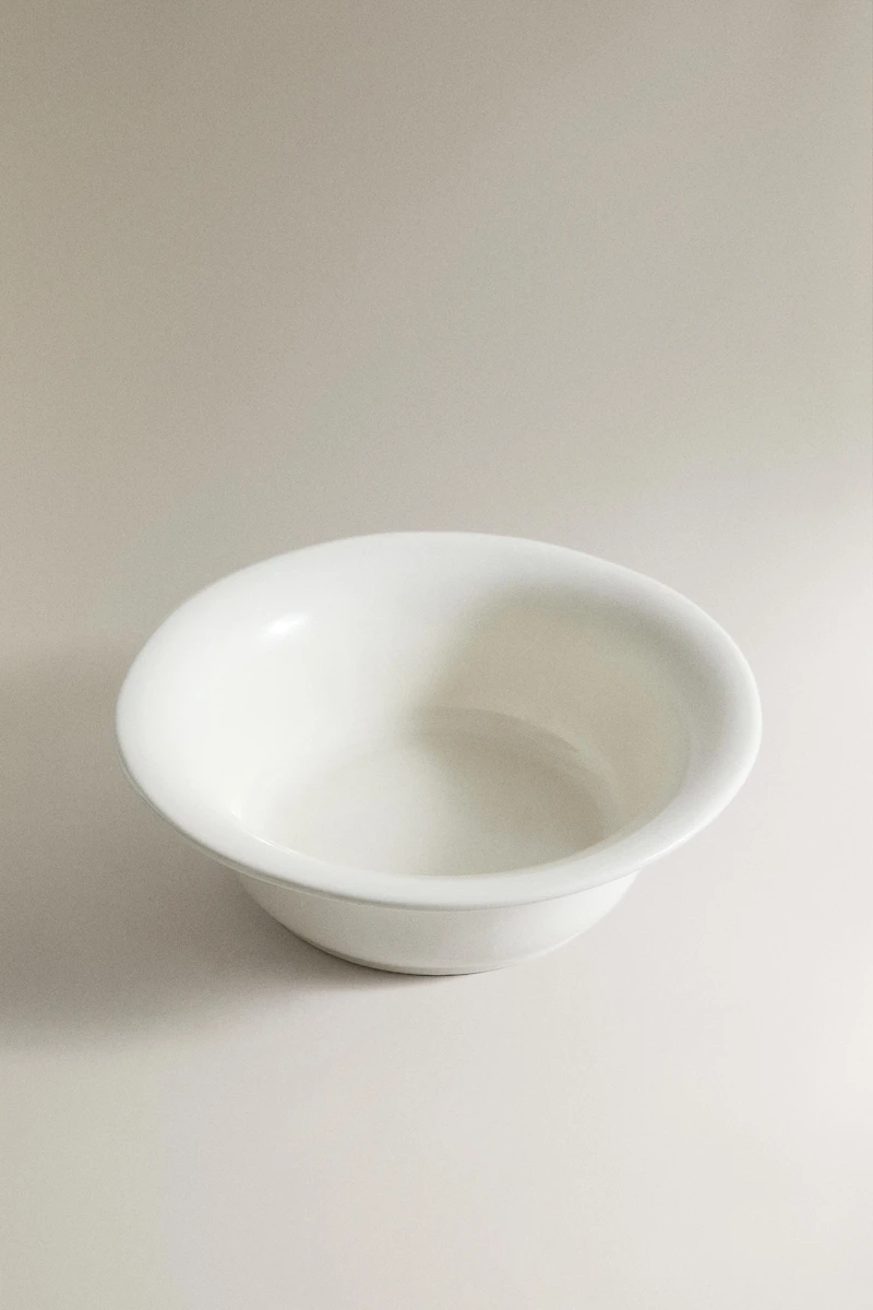 SMOOTH EARTHENWARE BOWL