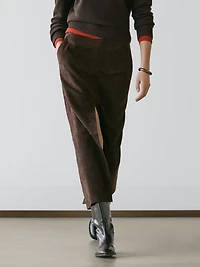 Jupe midi droite en cuir nubuck