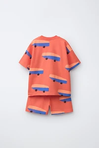 T-SHIRT AND SHORTS SET