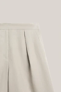 Long linen Bermuda shorts with darts - LIMITED EDITION
