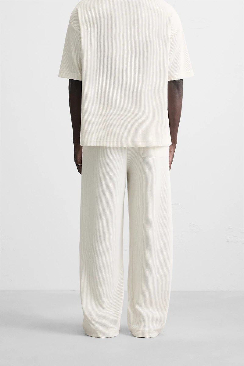 PANTALON DE JOGGING STRUCTURE VERTICALE
