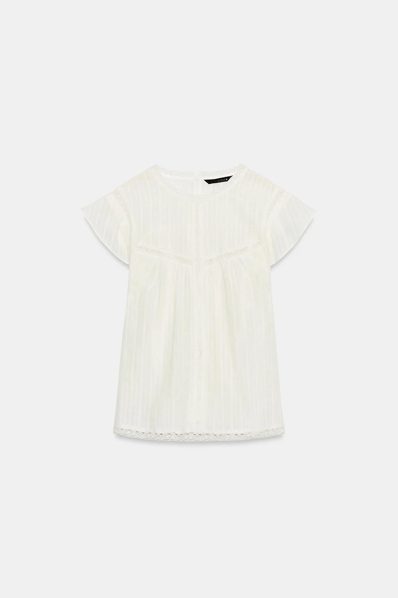 ROMANTIC INSERT TOP
