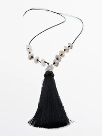 Collier pierres et houppe