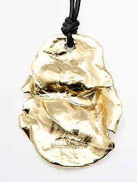 Collier pendentif fossile cordon en cuir