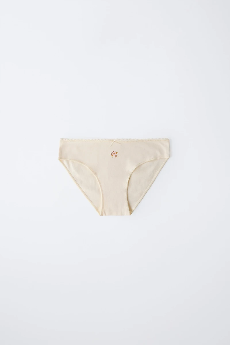 AGES 6-14 / SIX-PACK OF FLOWER PRINT UNDERWEAR