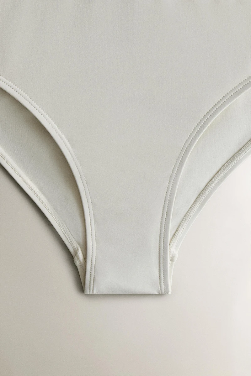 CULOTTE DE BIKINI HAUTE BANDE CONTRASTÉE