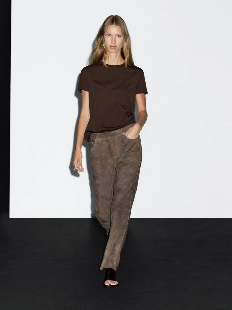 Heavy weight cotton T-shirt with seam detail
