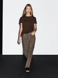 Heavy weight cotton T-shirt with seam detail
