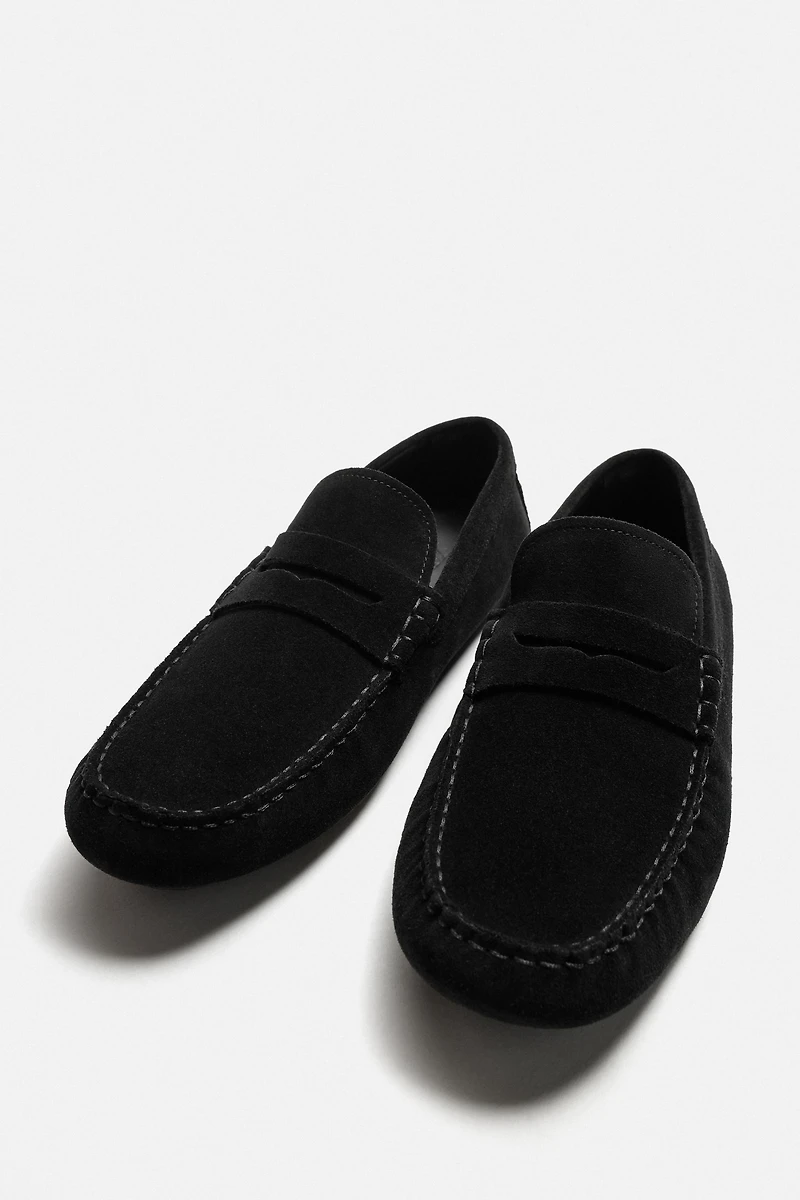 CASUAL LEATHER LOAFERS