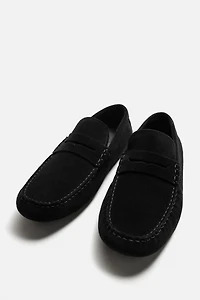 CASUAL LEATHER LOAFERS