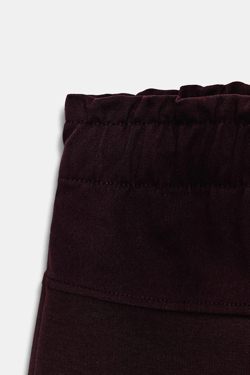 CONTRASTING FABRIC PANTS