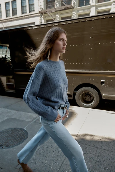 CABLE KNIT SWEATER